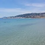 Les Pins Bleus