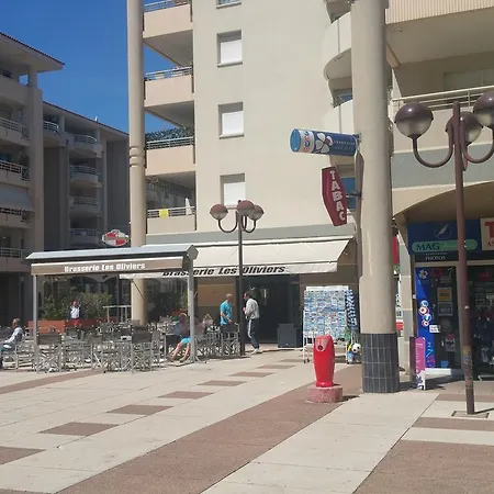 Les Pins Bleus